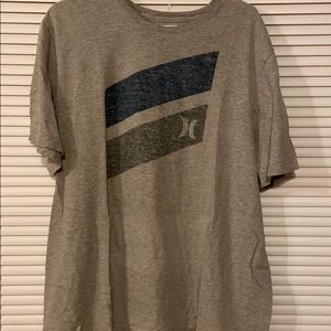 Hurley t-shirt